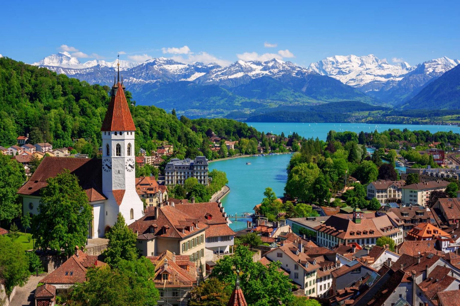 صورة موعد اول ايام عيد الفطر 2022 في سويسرا