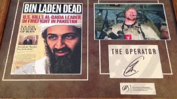 صورة كان يضع يده على كتف زوجته أمل ويستعد.. قاتل بن لادن يتحدث عن لحظة إطلاقه النار على زعيم القاعدة- فيديو