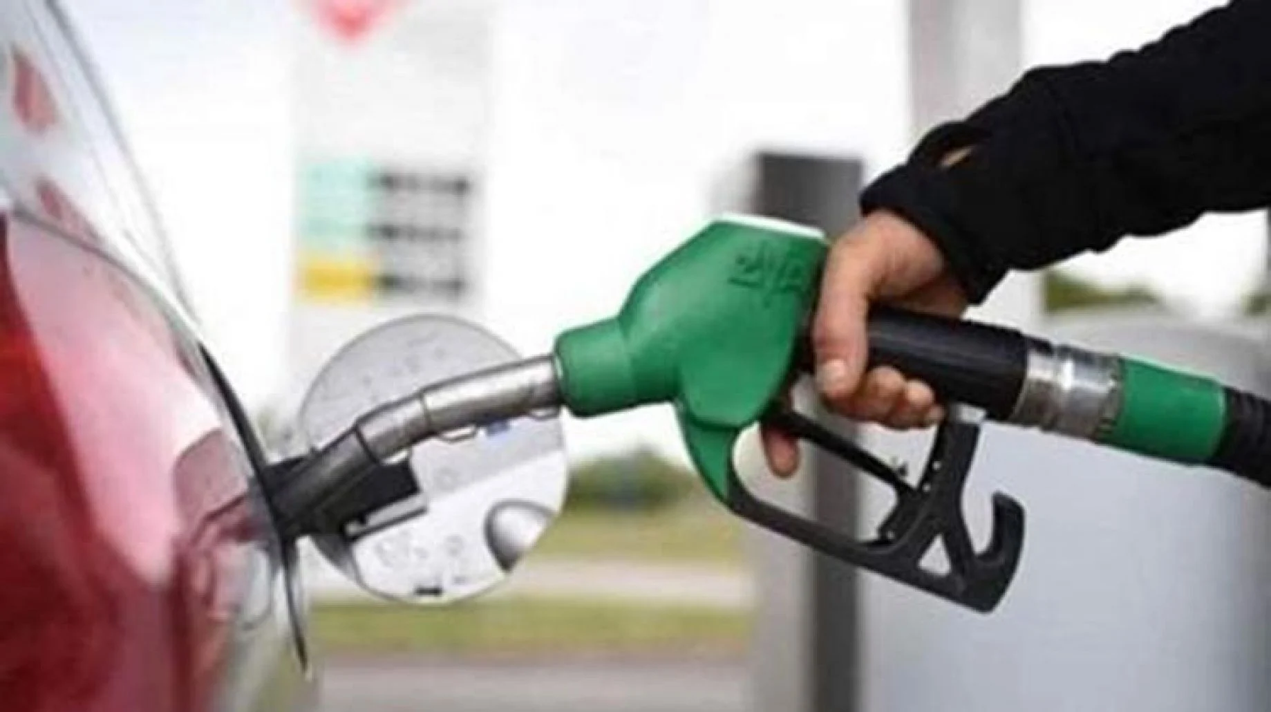 صورة سبب زيادة اسعار البنزين في مصر