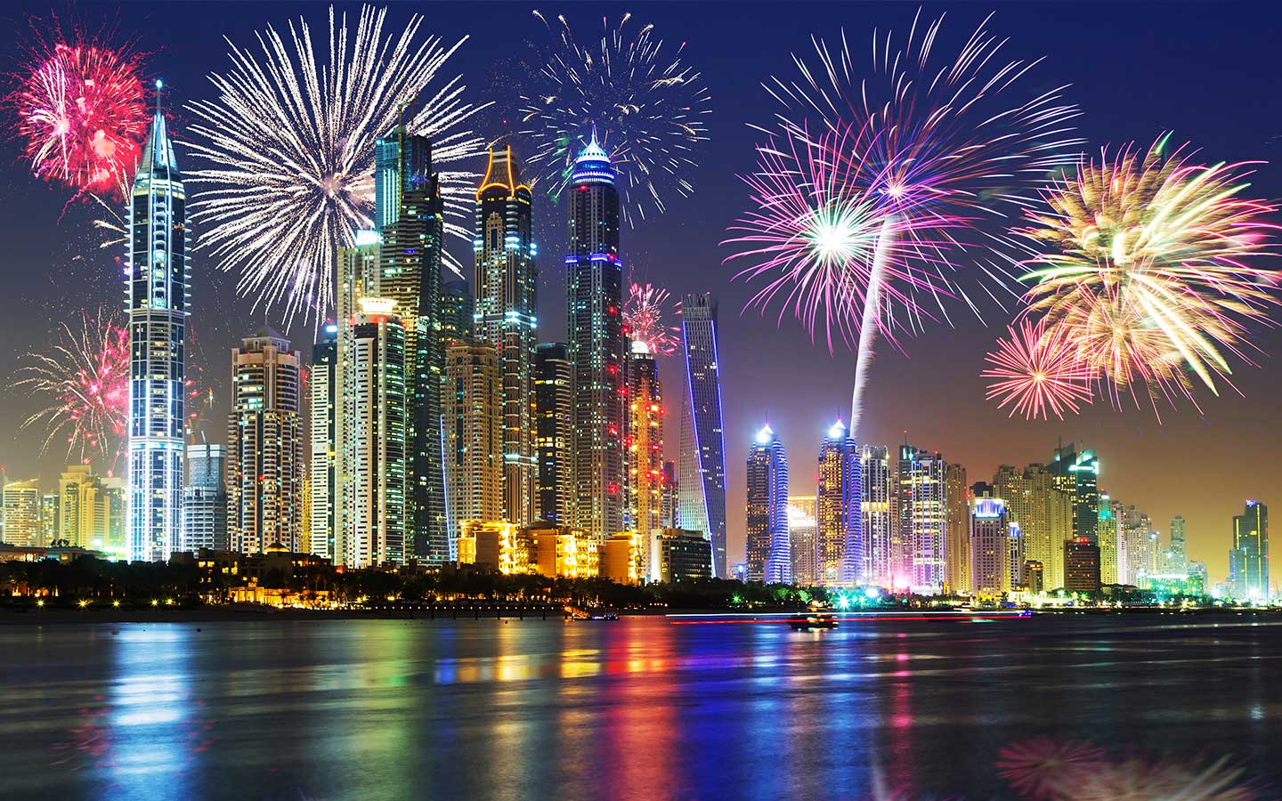 صورة جدول حفلات راس السنة 2023 في دبي pdf