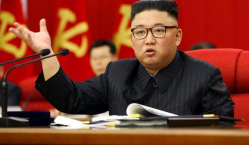 صورة صور لم تُشاهد من قبل لزعيم كوريا الشمالية وهو طفل مراهق