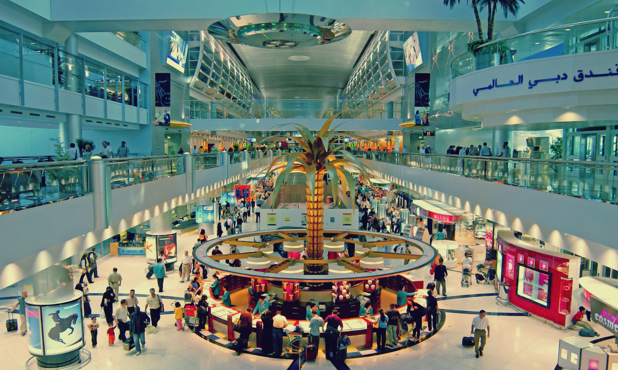 صورة شروط السفر من مطار دبي 2022