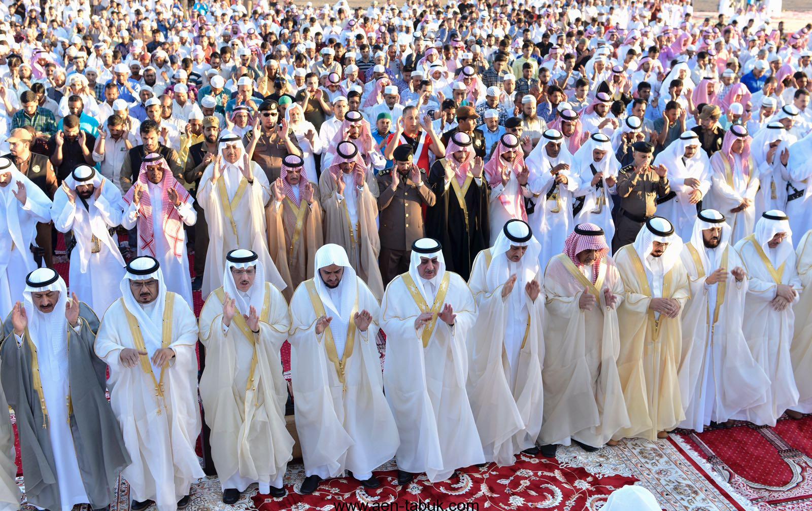 صورة صلاة عيد الأضحى في مكة المكرمة الساعة كم
