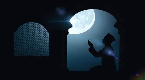 صورة موعد صلاة التهجد في الحرم المكي في ليالي رمضان 1443