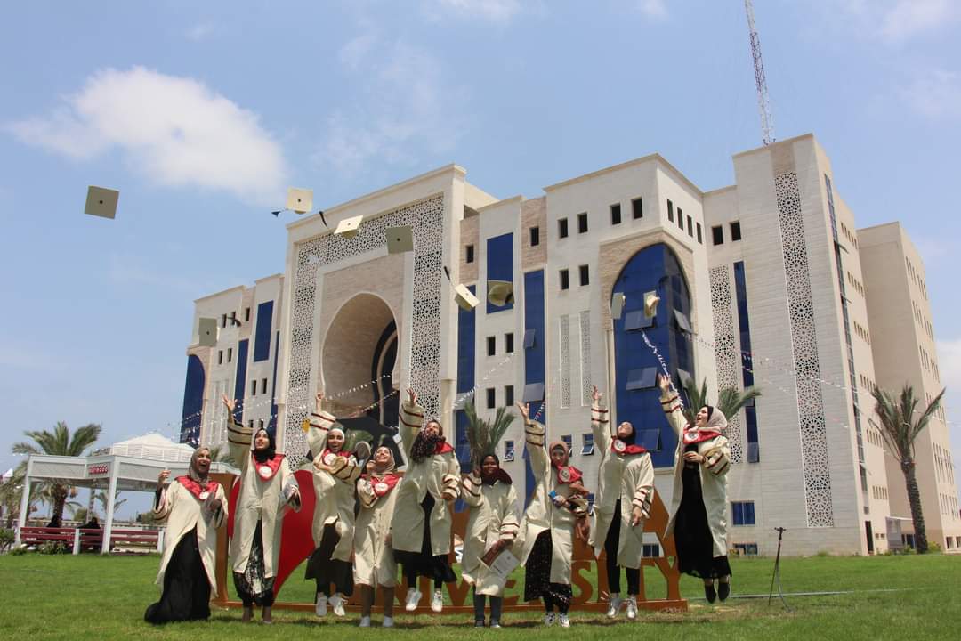 صورة جامعة الإسراء تواصل استعداداتها لإقامة حفل التخرج “فوج الإسراء الرابع”