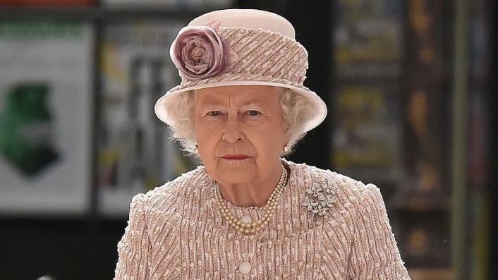 صورة رئيس طهاة ملكة بريطانيا يكشف عاداتها