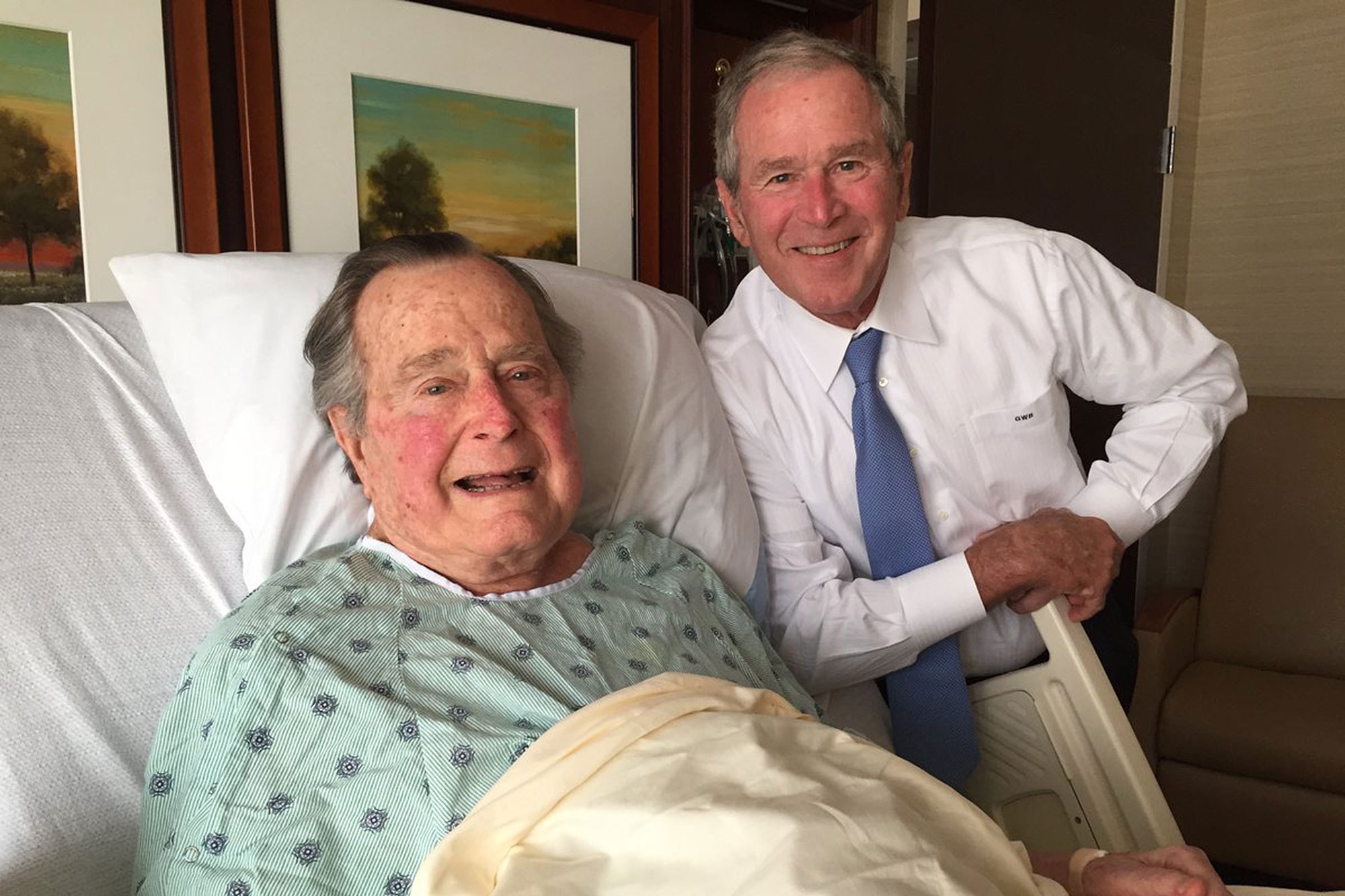 صورة حقيقة وفاة جورج بوش الابن