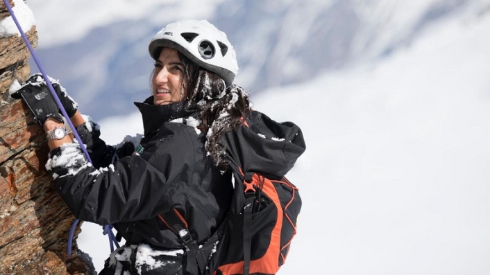 صورة من هي اول سعودية تتسلق قمة ايفرست