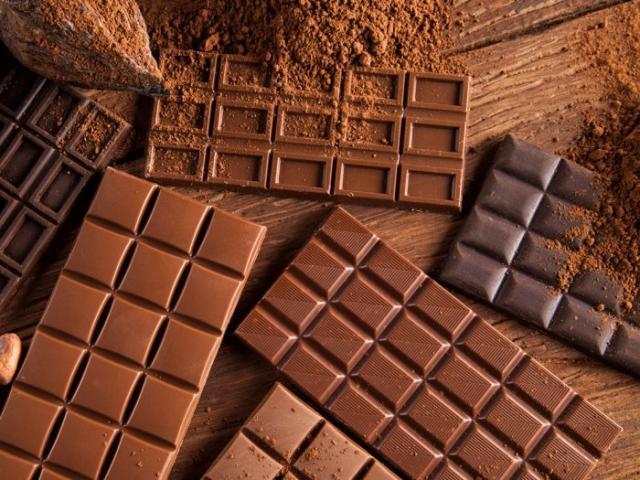 صورة قصة شوكولاتة الخشخاش وسبب منعها في مصر