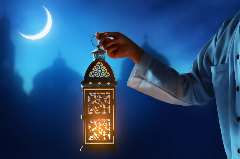 صورة عدد ساعات صيام شهر رمضان 1444 في السعودية