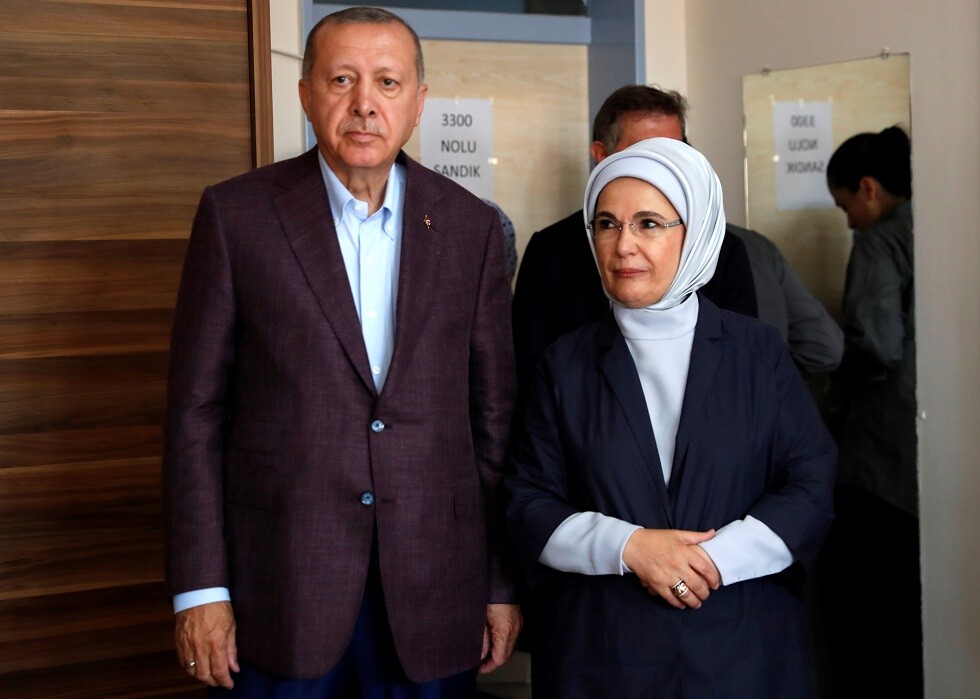 صورة من هي زوجة اردوغان الرئيس التركي