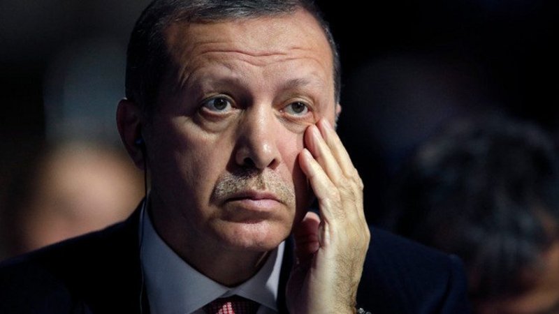 صورة “العصابة الخماسية”.. كمال أوغلو يفضح فساد أردوغان وحزبه حول المناقصة المليارية