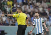 صورة من هو حكم مباراة الأرجنتين وكرواتيا في نصف نهائي كأس العالم 2022