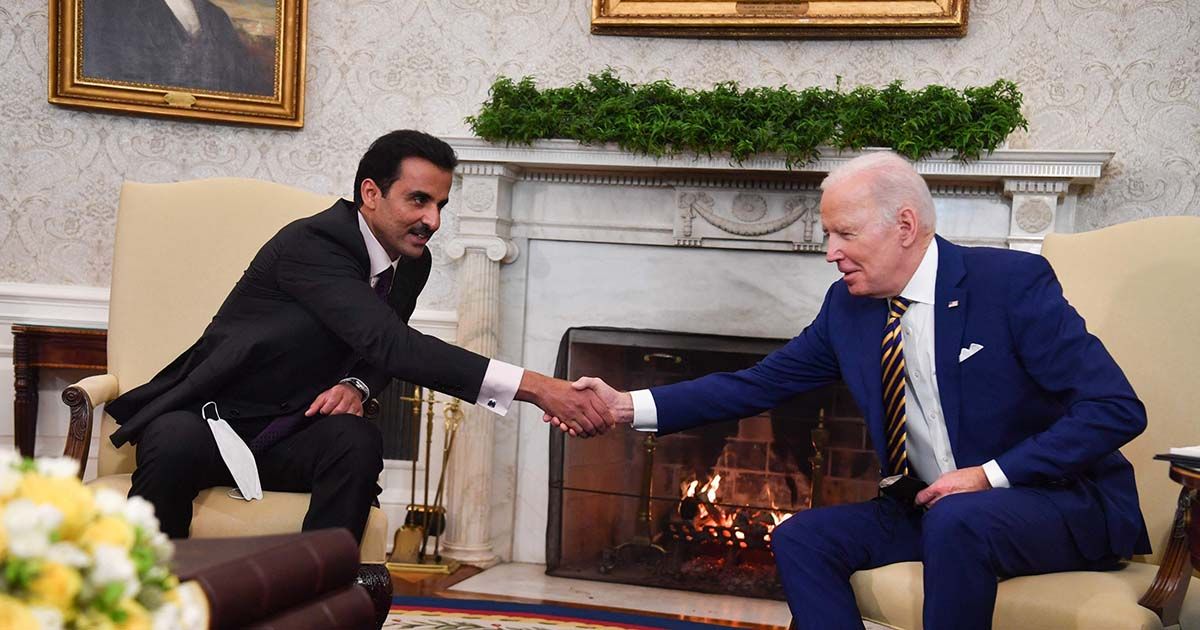 صورة بعد لقاء الأمير “تميم”.. قرار مفاجئ من “بايدن” بشأن قطر